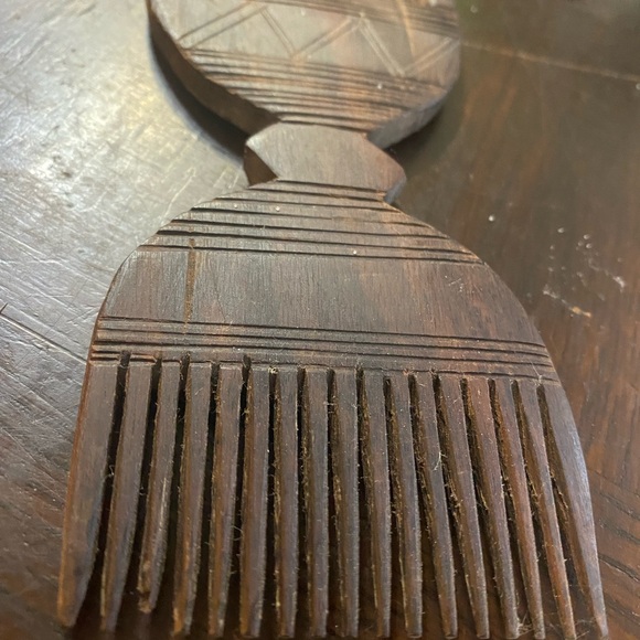 Afro Africa wood crafted and etched comb vintage - Picture 4 of 10